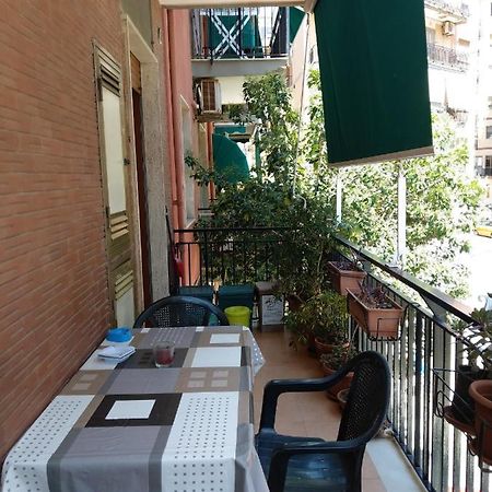 Appartamento Mercatello Salerno Bagian luar foto