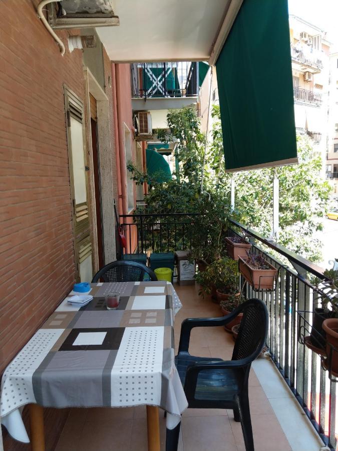Appartamento Mercatello Salerno Bagian luar foto