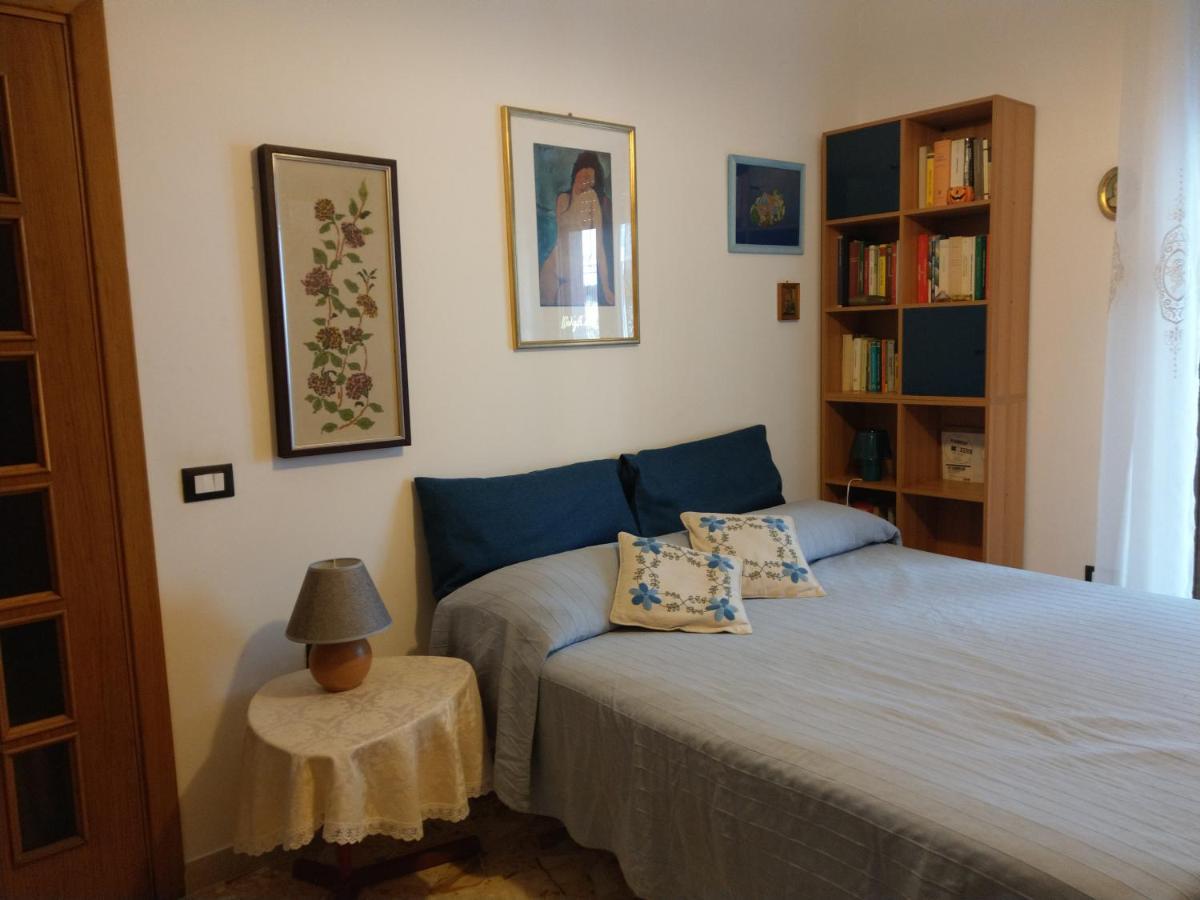 Appartamento Mercatello Salerno Bagian luar foto