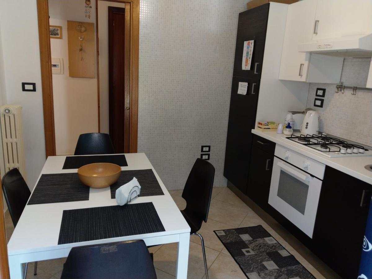 Appartamento Mercatello Salerno Bagian luar foto
